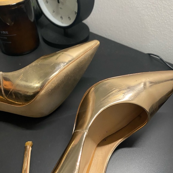 Steve Madden Rose Gold Pump Heels - Picture 3 of 6